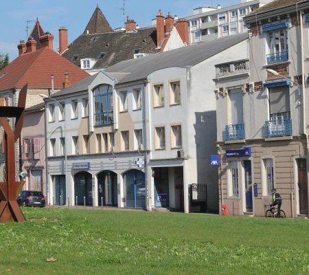 LOUMAYE, Établissement vétérinaire à Chalon-sur-Saône
